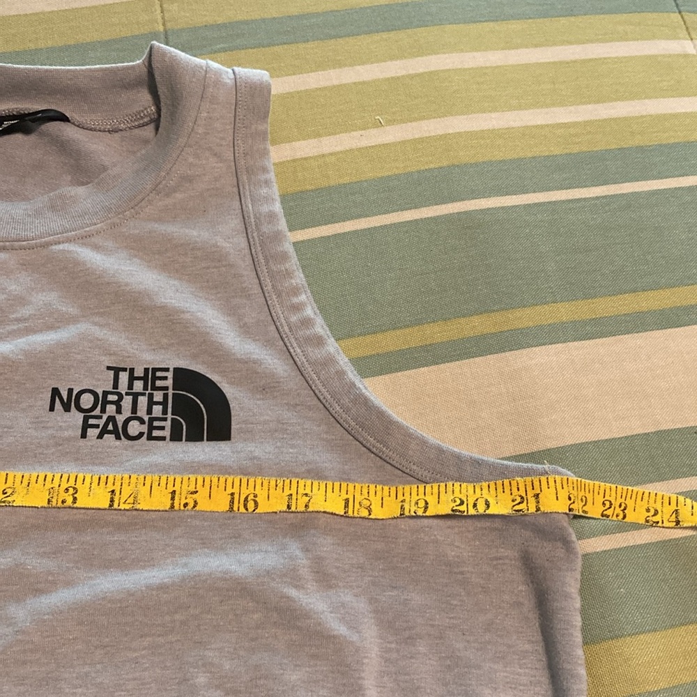 Pullover Athletic Dress by The NorthFace Brand.  EUC! - Picture 12 of 16